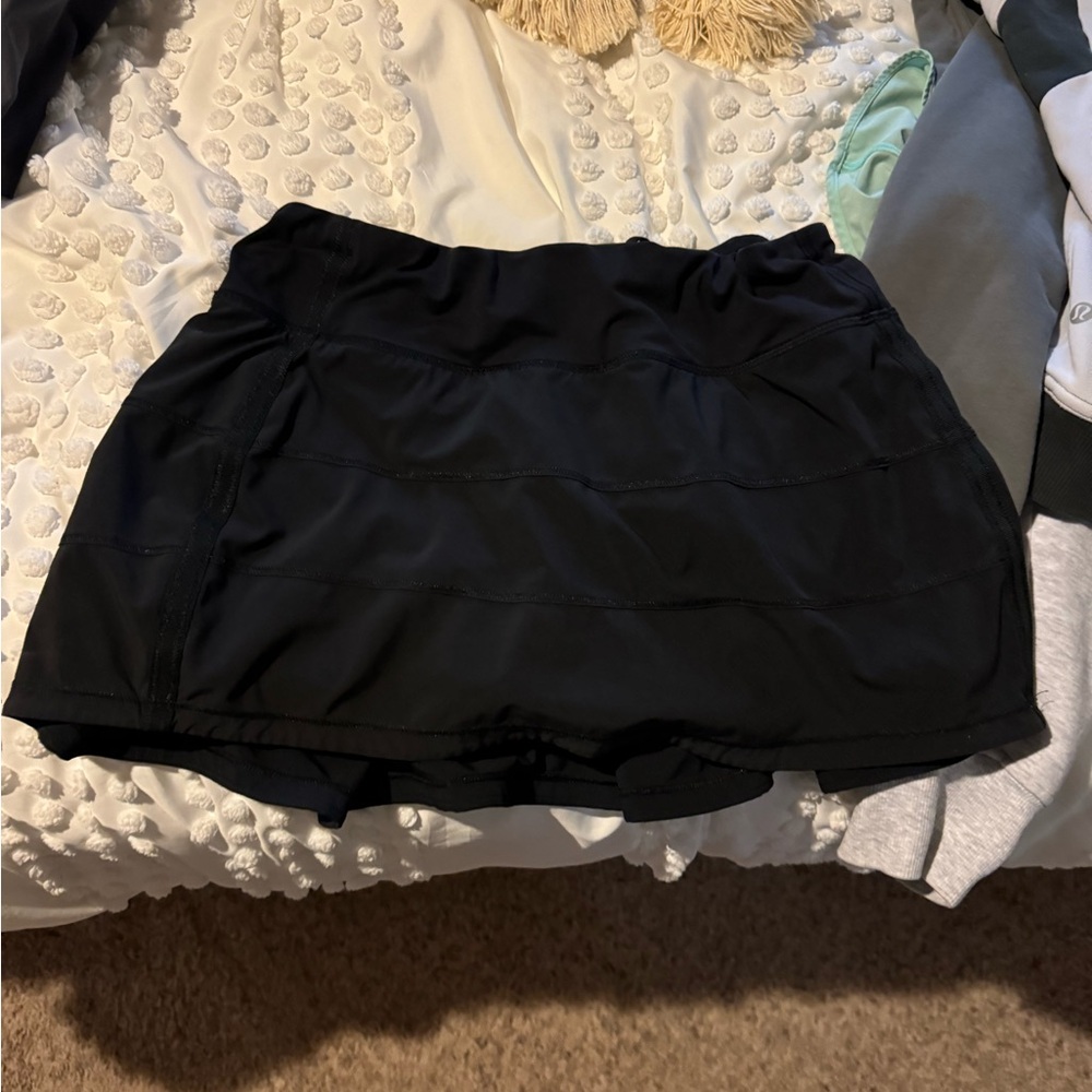 Lululemon pace rival skirt